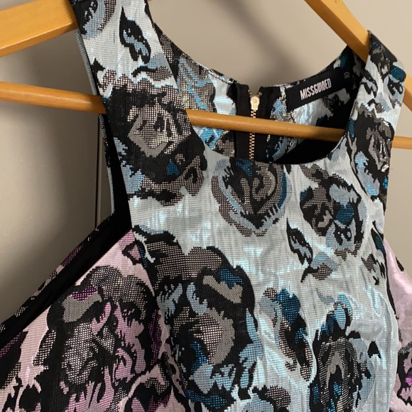 Metallic/Shimmer Tank/Crop Top Pink/Blue AU 10 - Picture 4 of 9